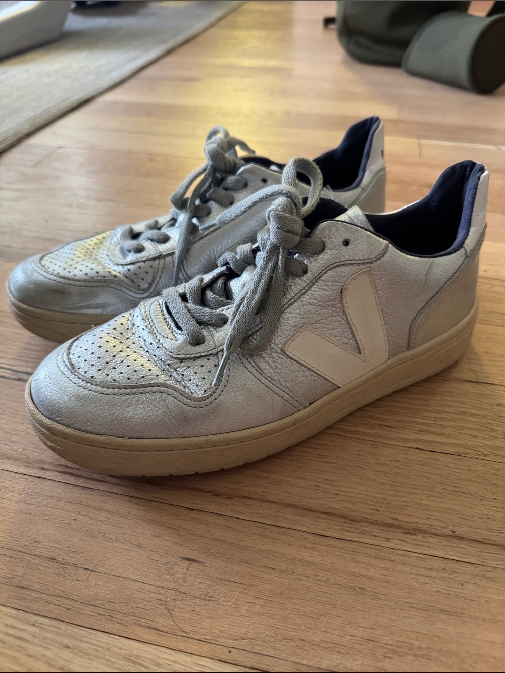 Veja v10 Women's Sneakers in Silver Gray with Cream V Logo